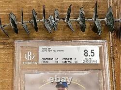 1993 SP FOIL DEREK JETER #279 ROOKIE CARD RC BGS 8.5 with (2) GEM MINT 9.5