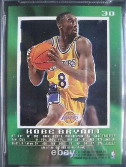1996-97 Skybox E-X2000 #30 Kobe Bryant BGS 9.5 Gem Mint HOF Lakers Pop 26	 
<br/>
 
<br/>

 Traduction en français : 1996-97 Skybox E-X2000 #30 Kobe Bryant BGS 9.5 Gem Mint HOF Lakers Pop 26