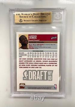 2003-04 Topps LeBron James #221 BGS 9.5 Gem Mint Rookie RC Rare Card<br/><br/>
Traduction en français : Carte Rare de Rookie RC de LeBron James #221 BGS 9.5 Gem Mint de Topps 2003-04