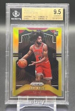 Coby White 2019-20 Panini Gold Prizm Sp Rookie RC 3/10 Bgs 9.5 Gem Mint 	 <br/>
	  	 <br/>
 	Translation: Coby White 2019-20 Panini Or Prizm Sp Rookie RC 3/10 Bgs 9.5 Gemme Menthe